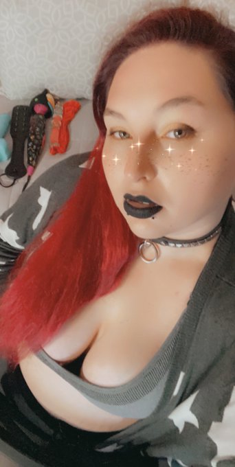 https://t.co/M9ybBLSlte I&rsquo;m online come play with me!! #BBW #MFC #MILF #cammodel #GOTH https://t.co/<a href="/tag/bbw"class="tags"><span>#bbw</span></a><a href="/tag/goth"class="tags"><span>#goth</span></a><a href="/tag/cammodel"class="tags"><span>#cammodel</span></a><a href="/tag/milf"class="tags"><span>#milf</span></a><a href="/tag/mfc"class="tags"><span>#mfc</span></a>