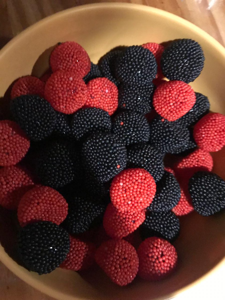 _cacu_'s tweet photo. Unas ganas de moritas🤤😍 https://t.co/dwJYXL2Iqx