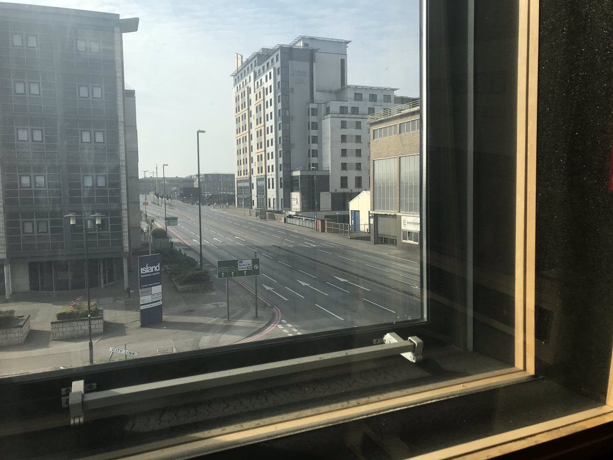View from studio 2 <a href="/BBCNottingham/">BBC Nottingham</a> ....Nottingham looking very quiet. Let’s keep it that way, eh?
#StayHomeSaveLives