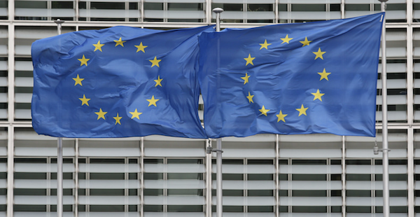 sole24ore's tweet photo. Il falso dilemma Eurobond-Mes: populismo in tempi di Coronavirus | @AMagnoliBocchi , fondatore e CEO di Foresight Advisors | via @econopoly24 #econ24 #11aprile

---> segui Econopoly - Il Sole 24 Ore https://t.co/5kTiActQjK https://t.co/dkkrx9uEWi