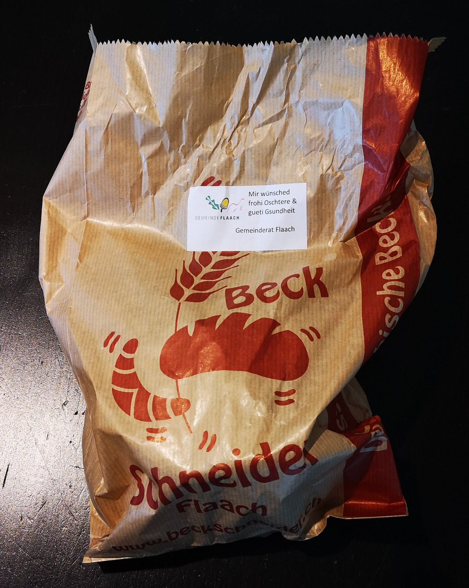 FlohEinstein's tweet photo. Der Gemeinderat #Flaach lässt durch die Ortsbäckerei die Bewohner versorgen. #Wyland #BleibtZuhause https://t.co/bo9VMTomDG