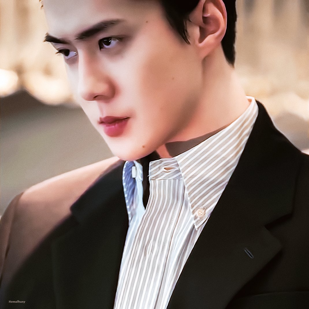 200410 로피시엘 옴므

#세훈 #SEHUN

k.kakaocdn.net/dn/dQRQ3m/btqD…
k.kakaocdn.net/dn/EgfHY/btqDj…