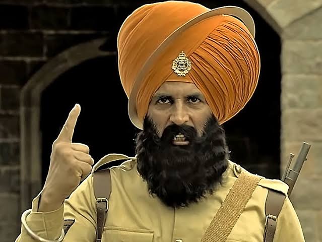 _Prince_khiladi's tweet photo. #Kesari 🎬is one the best movie of #AkshayKumar 
This movie is Perfect blend of emotions and action!
21sikhs vs 10,000 Afghanis 
💥💥💥
One of the best climax of bollywood! https://t.co/WTWzG83m0A