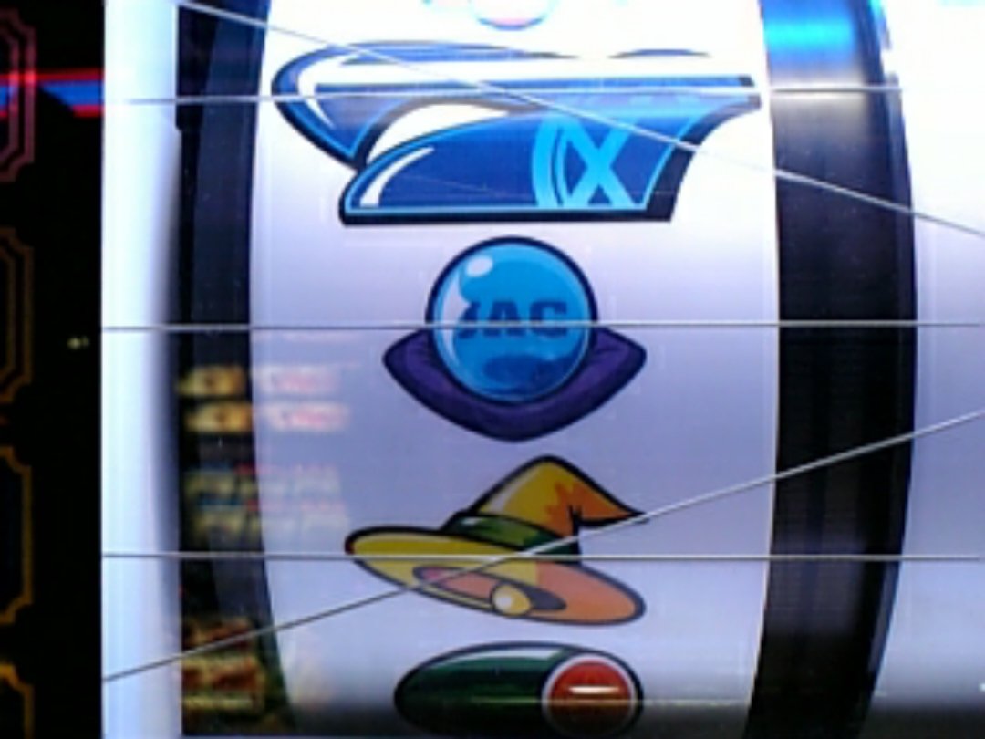 問題です。 この2005～2007年に撮った写真の機種名を全てお答え