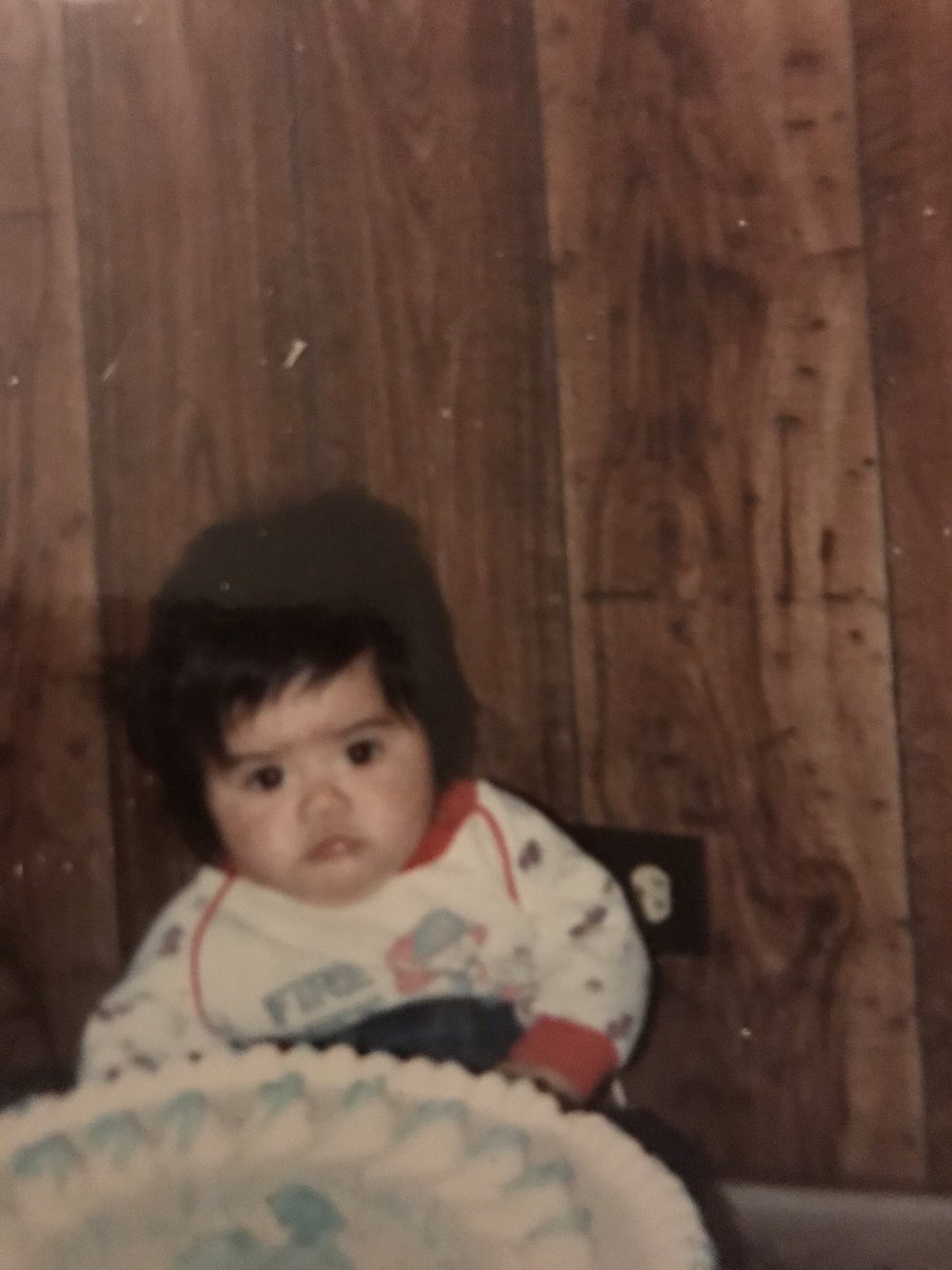 Oj5daX's tweet photo. Happy national siblings day to everyone who has a sister or brother I unfortunately have sisters but they are my motivation to live! #NationalSiblingsDay https://t.co/75AABrshXp