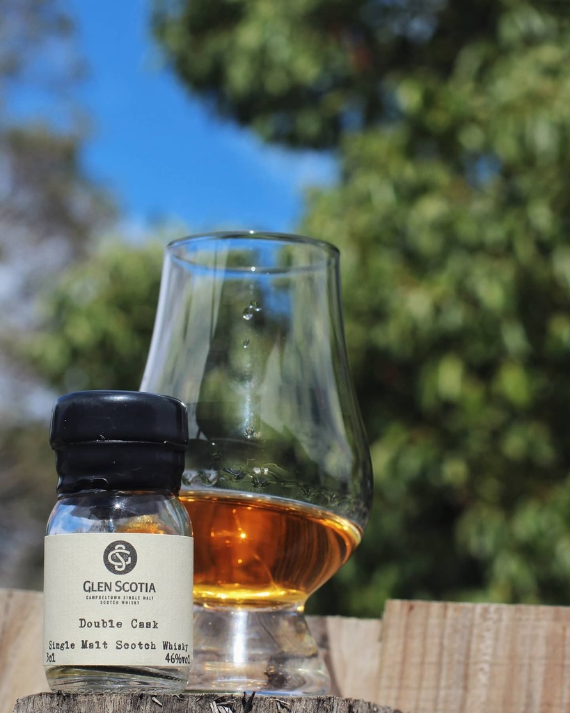 AnothonySap's tweet photo. A Glen Scotia Double Cask 46%
The first bottle for the #aprilopen10 challenge from @armandrinksss
Yiamas! 👍🥃 scotch whiskybar whisky #whiskybar #whiskybarrel #whiskybarrels #whiskybarhongkong #whisky #singlemalt #whiskylover #whiskycollection #scotchwhisky #rarewhisky #ins… https://t.co/kCP65GErUq