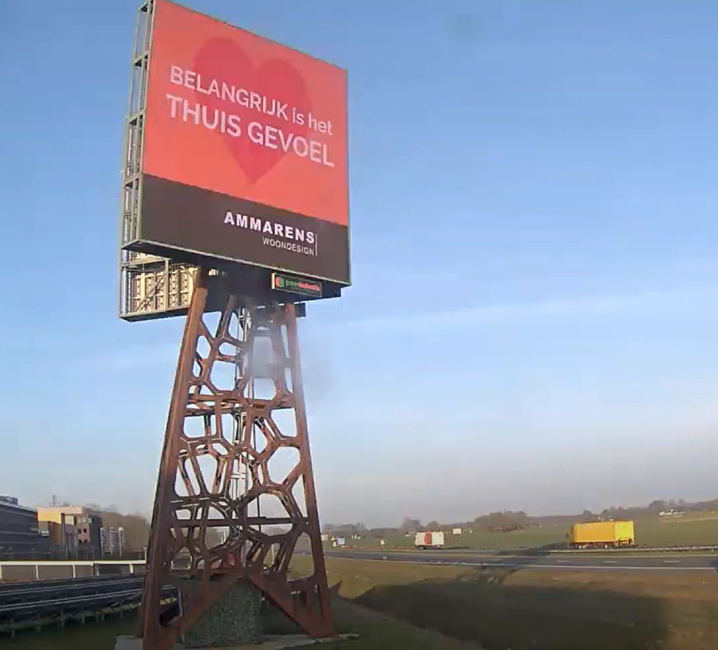 Dank je wel voor de warme ondersteuning <a href="/greenledwalls/">Greenledwalls</a> en Niels van der Veen 
Dat wij als ondernemer iedereen op deze manier even hart onder de riem mogen steken. Super actie 👏
Het is een rare tijd maar dit is een prachtig voorbeeld hoe ondernemers elkaar helpen. #steunwinkels