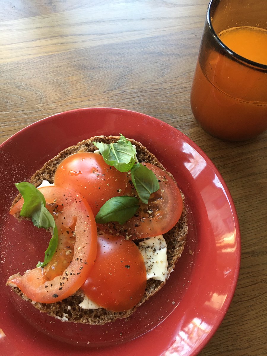 Day 2/7 #mylifeinpictures Ei sanoja, ei ihmisiä. Minut haastoi <a href="/forslund_jaana/">Jaana Forslund</a> ja <a href="/JohannaWaltonen/">Johanna Waltonen</a>