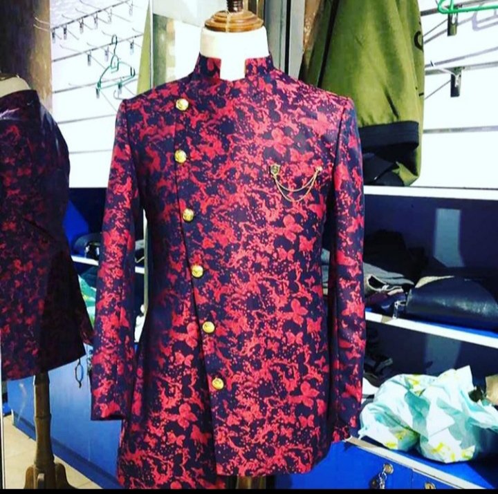 Joramsmith50's tweet photo. Custom made suit 0703692323/0755905990 https://t.co/xpueLSL6I4