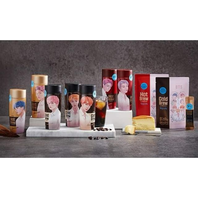 ShopTanni__'s tweet photo. BTS COLD BREW AMERICANO / HOT BREW VANILLA LATTE
RM65 2 units (per member and coffee)
RM50 2 units (per member without coffee)

ORDER CLOSING: 15 APRIL
#kpopmalaysia #malaysiakpop #BTS #btsmy #btsmalaysia #malaysiabts #kpopstoremy #kpopstoremalaysia https://t.co/BaMvq97b5z