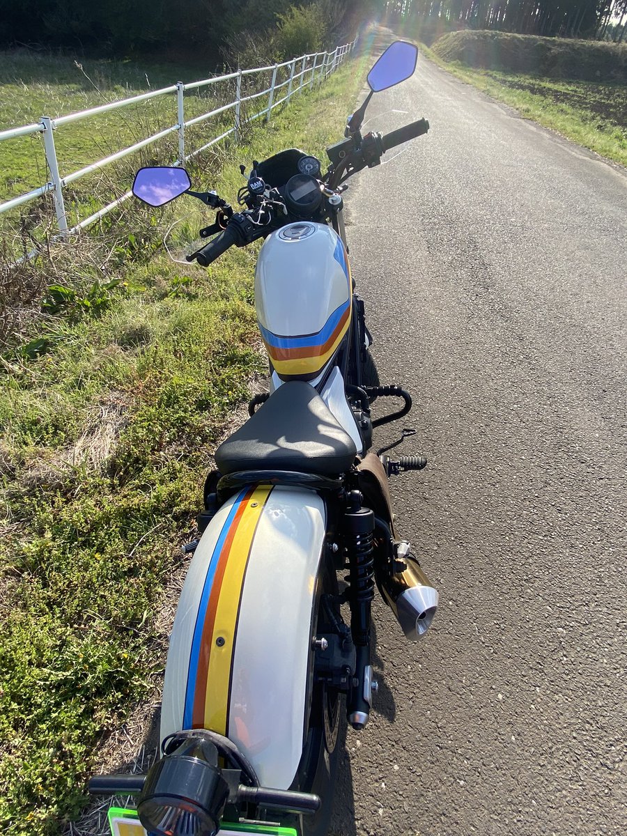 スプ・ル・スプラ tweet media