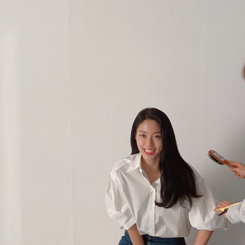 seolhyunhk's tweet image. 200411 Seolhyun update on Daum Cafe 

#AOA #Seolhyun #설현 #雪炫
m.cafe.daum.net/aceofangels/AW…
