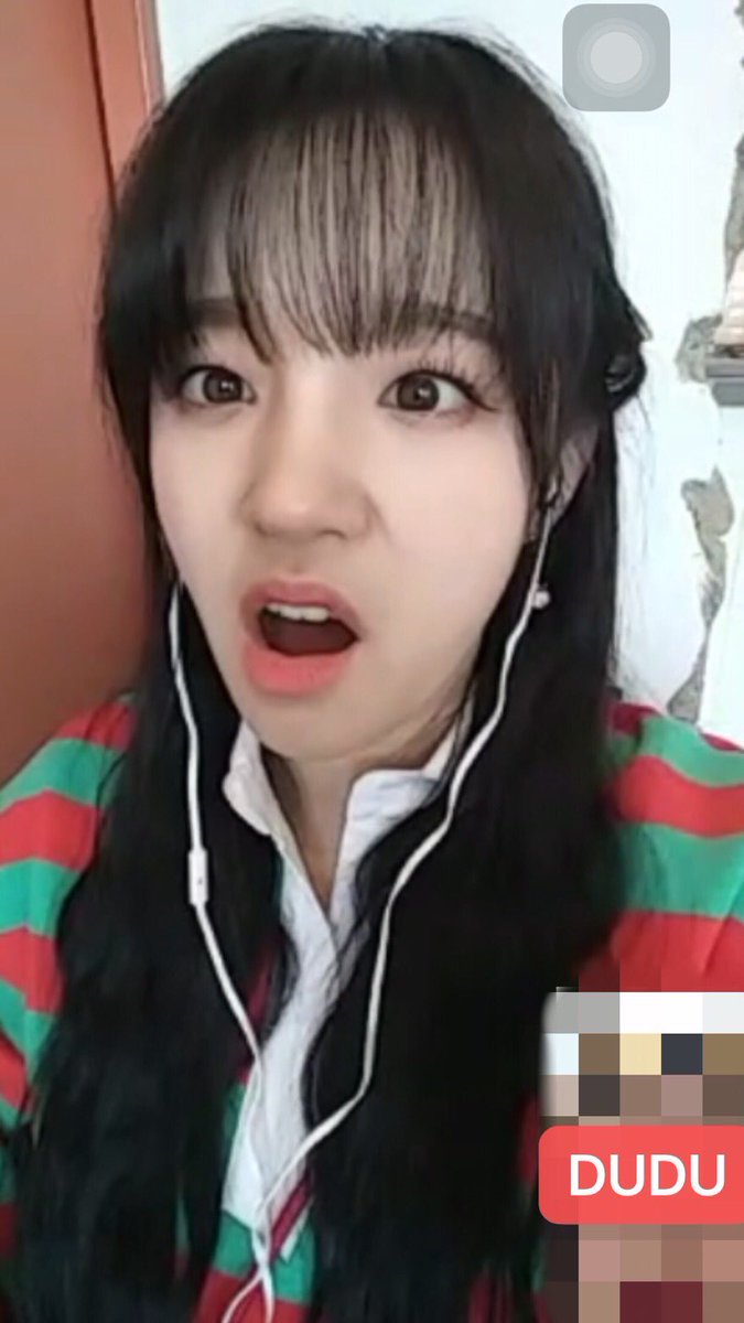 DUDUforidle's tweet photo. 😘
#YUQI #우기 #雨琦
#여자아이들     #GIDLE    
#아이들_오마이갓     #GIDLE_OMG    
#I_trust https://t.co/OmkSTTJ4Bm