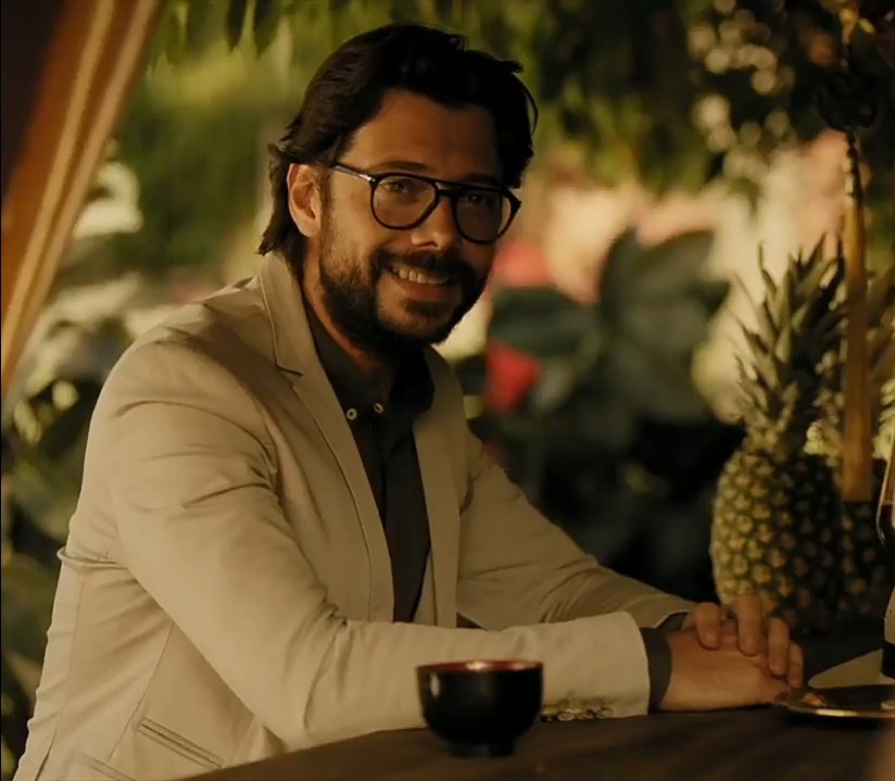itsmearrunima's tweet photo. Who gave them the right to look this good? 😍🔥🔥
#Serquel #Alvitz #MoneyHeist #LCDP1 #LaCasaDePapel https://t.co/osCJLvwkKJ