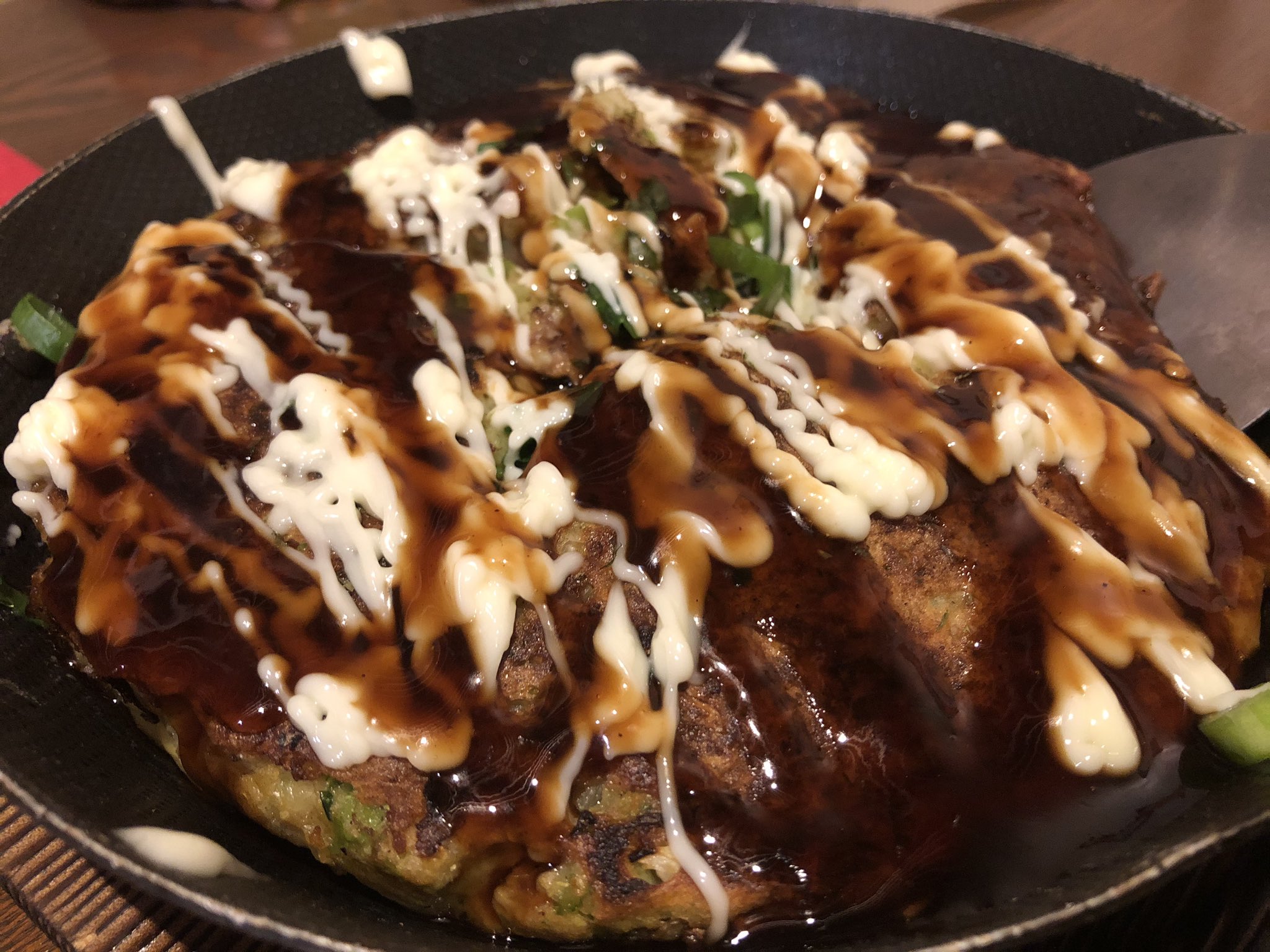 Twitter 上的 叶盛 こんにちは 叶盛です 夕食に当店自慢のお好み焼き いかがでしょうか 叶盛 お好み焼き 焼きそば 鉄板焼き テイクアウトも やってます ご利用ください 御器所 1番出口から 徒歩約10分 T Co Dlgw2ma3sz Twitter