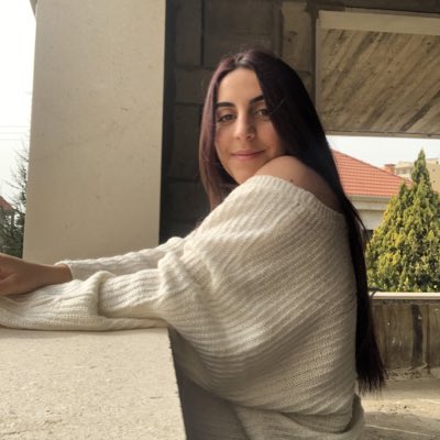 karenmatar's tweet photo. #NewProfilePic https://t.co/Asrl3kybLR