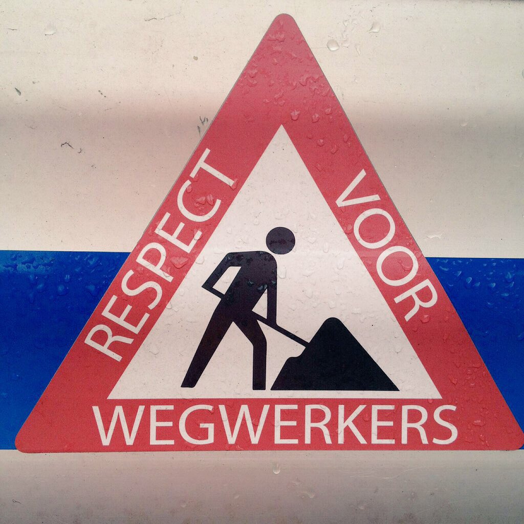Na een eerder #ongeval is de afrit #bodegraven op de N11 re tijdelijk #afgesloten #berger moet #voertuig van talud aftakelen u kunt draaien op de #A12 bij afr #waarder #drivesafe en #stayhome wat een drukte op de weg #happyeastern namens <a href="/VermeulenIM/">Vermeulen IM</a> en de <a href="/VermeulenGroep/">VermeulenGroep</a>