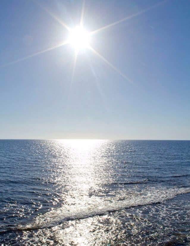 kallac_carta's tweet photo. La speranza è il nostro raggio di luce nel cuore.. 
La forza e la volontà per non spegnerlo... https://t.co/BWyGsEHmRF