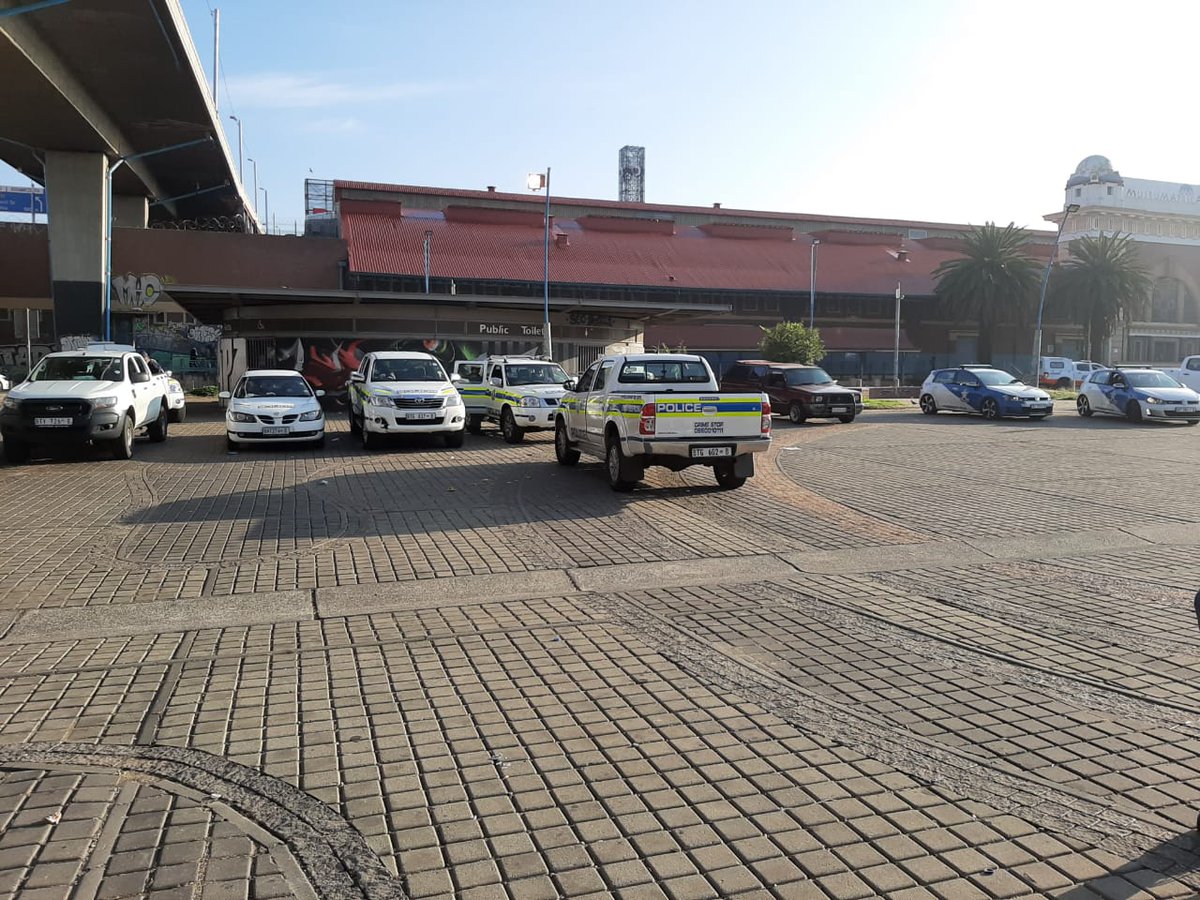 SAPoliceService's tweet photo. #sapsGP  Members of Gauteng #SAPS, SANDF &amp; JMPD getting ready to patrol the streets of Johannesburg on Saturday, 11 April 2020, to ensure that the community of JHB CBD &amp; surrounding areas adhere to the National Disaster Management Regulations. #LockdownSA #StayHomeSA TM https://t.co/puhdNLT3tC