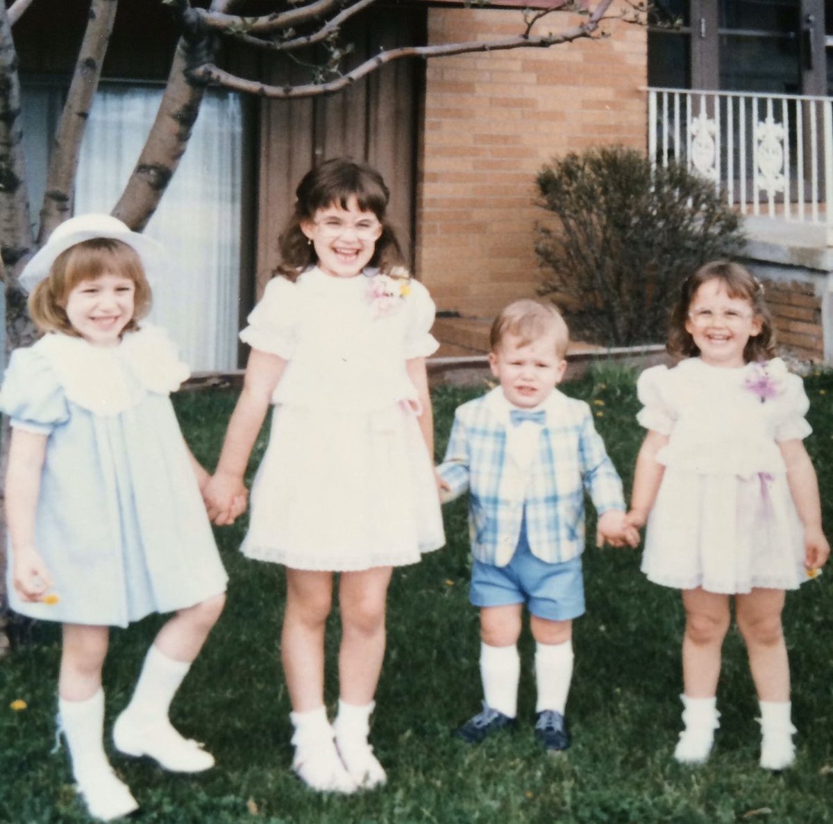 AngieSee21's tweet photo. It’s called fashion, look it up #EasterBest https://t.co/wJSn8lEdas