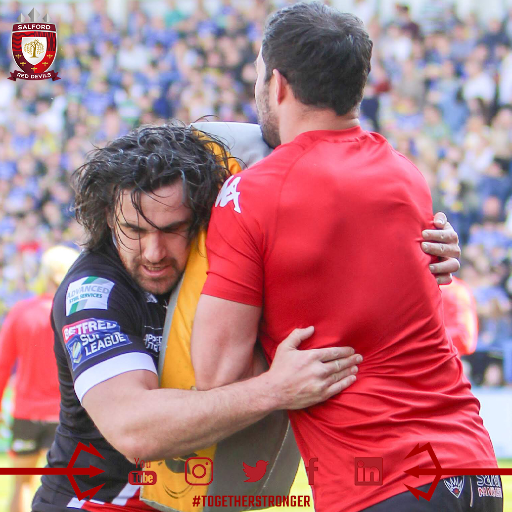 🏃‍♂️ The teams are warming up ahead of our Easter Weekend clash here in 2019!

💪 #TogetherStronger

📺 WATCH together for FREE on RDTV at 3pm👉bit.ly/34osTge
🏟️ Make your regular gameday contribution👉bit.ly/2JBELld