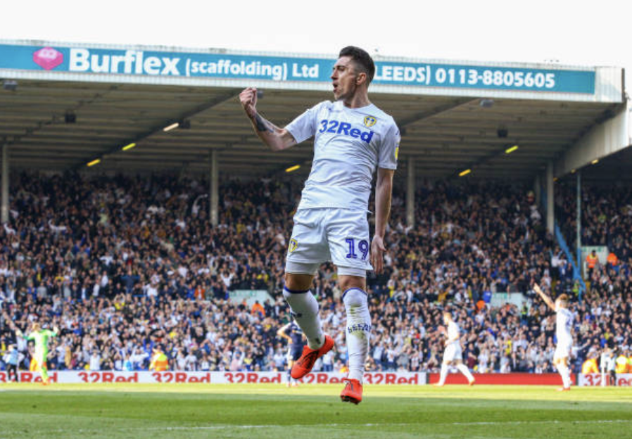 Pablo Hernandez has created 2.3 chances per game in the Championship this season, the highest average of any Leeds player.Only Matheus Pereira (2.5) and John Swift (2.4) have created more chances per game than Pablo in the division this season (+4 apps).  #LUFC
