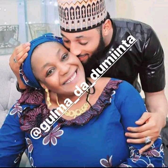 sadeeq_iguda's tweet photo. 😄  ycn maza munkaro wulakanci Nima nakusa nay wuf da #uwar wata 😜 https://t.co/40zj4o3LqN