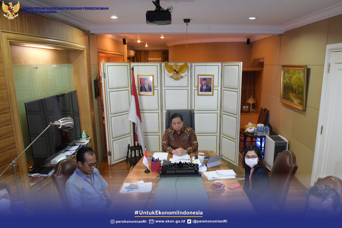 PerekonomianRI's tweet photo. #BeritaEkon

Pemerintah resmi membuka pendaftaran Kartu Prakerja, Sabtu (11/4), melalui situs https://t.co/8YhrQMnCQH. Syaratnya yakni WNI berusia di atas 18 thn &amp; tdk sedang mengikuti pendidikan formal.

https://t.co/gC8HYFtSEk

#UntukEkonomiIndonesia
#SiapDariSekarang https://t.co/6khp8L6ZoU