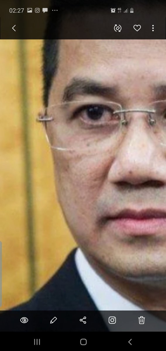 DivaAATersohor's tweet photo. SAPA YG ARAH ? KEDAI GUNTING RAMBUT ? BOLEH OPERASI WITHIN PKP ? SEMPUDAL NI KER ? IF YA ?  BODOHHHHH NYA KO ! KO GI JAGA KUBUR MAK TOM KO JER ! TAG SEMPUDAL NO 1 NI ? https://t.co/Nsiv5b3ppw