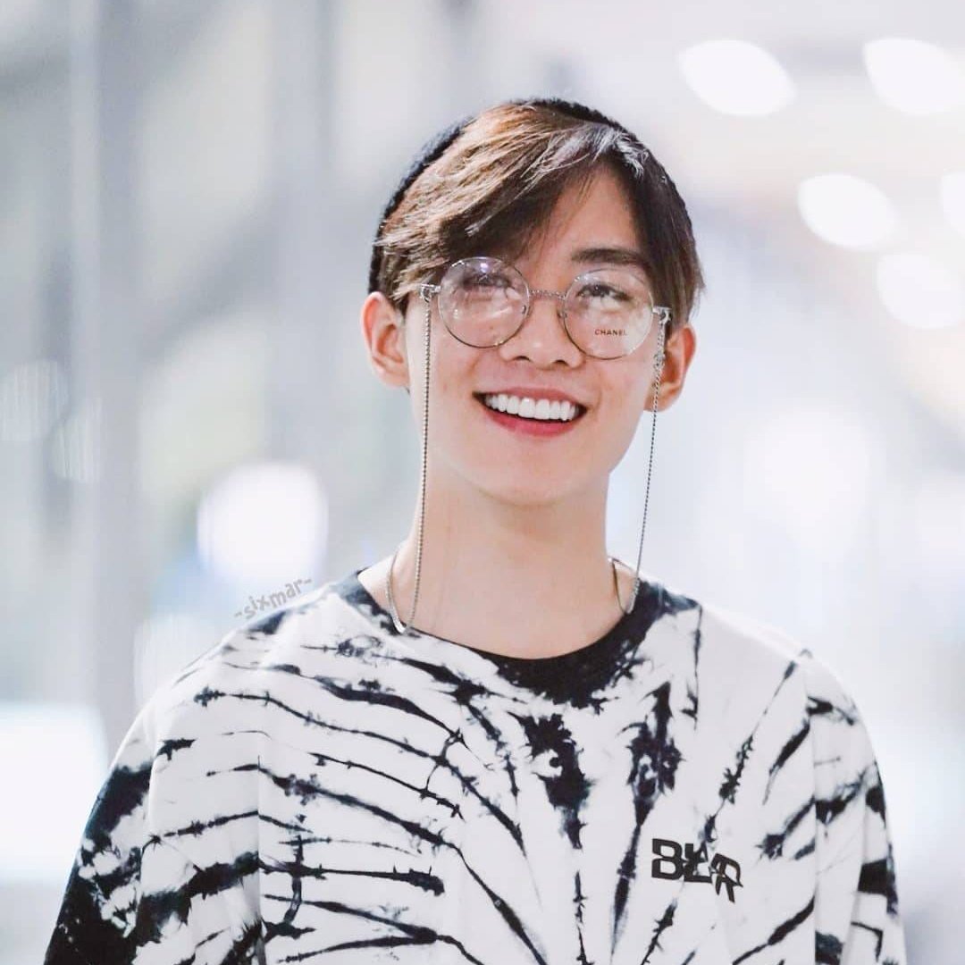 chenruishu's tweet photo. #新头像 https://t.co/M054JHBn0d