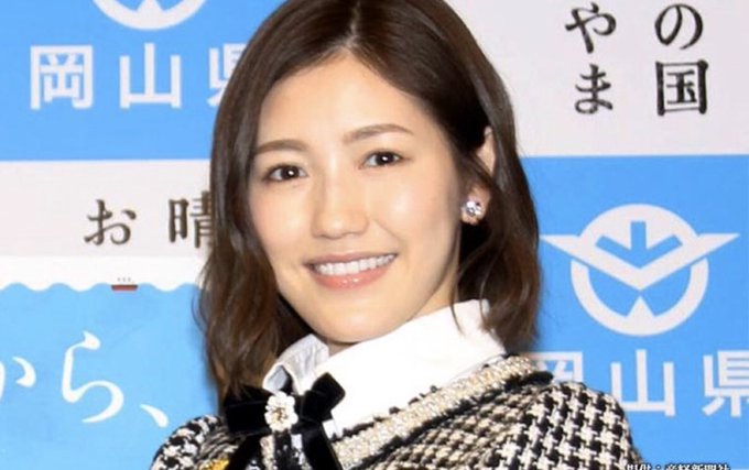4 pic. #似てると言われたことのある有名人を晒す https://t.co/grPo52mr0U