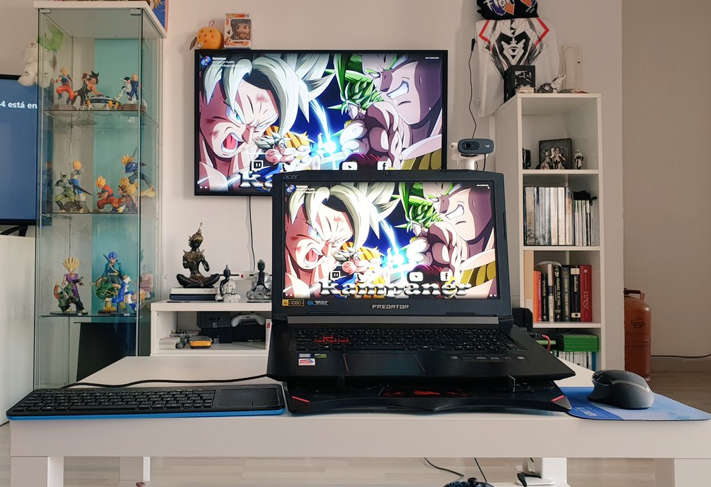 kampaner91's tweet image. En media hora empezamos el #streamin

Y hoy como #BONUS traigo un  poquito de como lo tengo todo montado

Para el que os gusta el SOFA GAMER

Y para los que me preguntais si no me molesta estar mirando para arriba aqui teneis la respuesta.

Nos vemos en 

Twitch.tv/kampaner