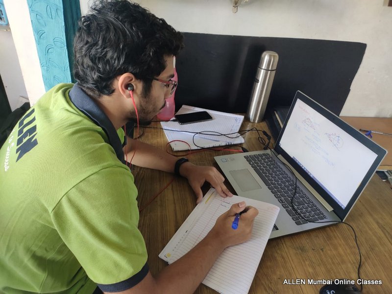 ALLENMaharashtr's tweet photo. Amidst the Lockdown #ALLENMumbai has gone a step ahead to honour its commitment to the students by starting classes on time at all the 18 centers across Mumbai, Navi Mumbai &amp; Thane and providing students ONLINE LECTURES from Expert Faculties.
#KotaCoaching https://t.co/YgOdkobKKB