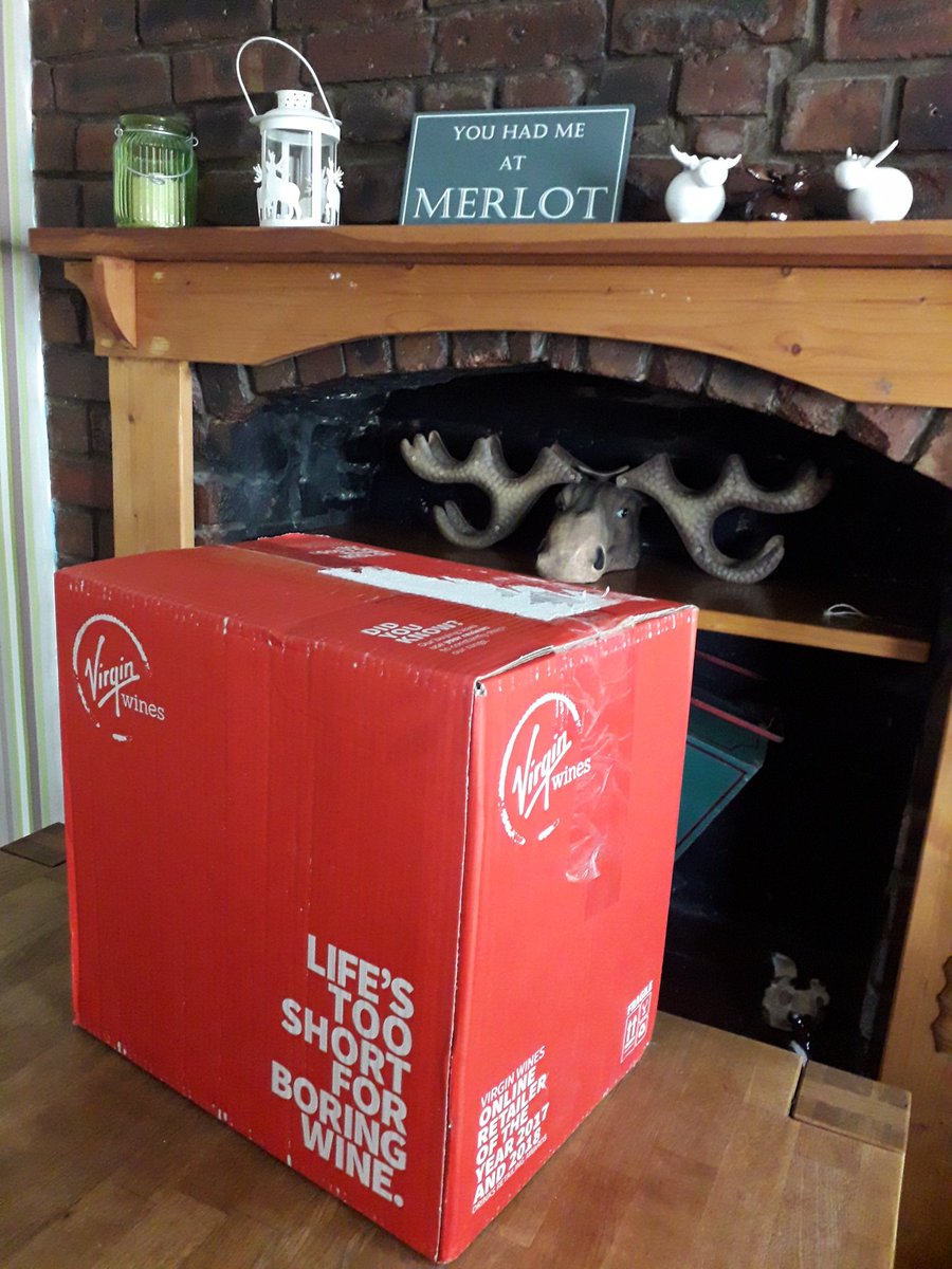 My human is happy. Thank you <a href="/VirginWines/">Virgin Wines</a> #EasterAtHome #merlot #wine #winelover 🍷🍷