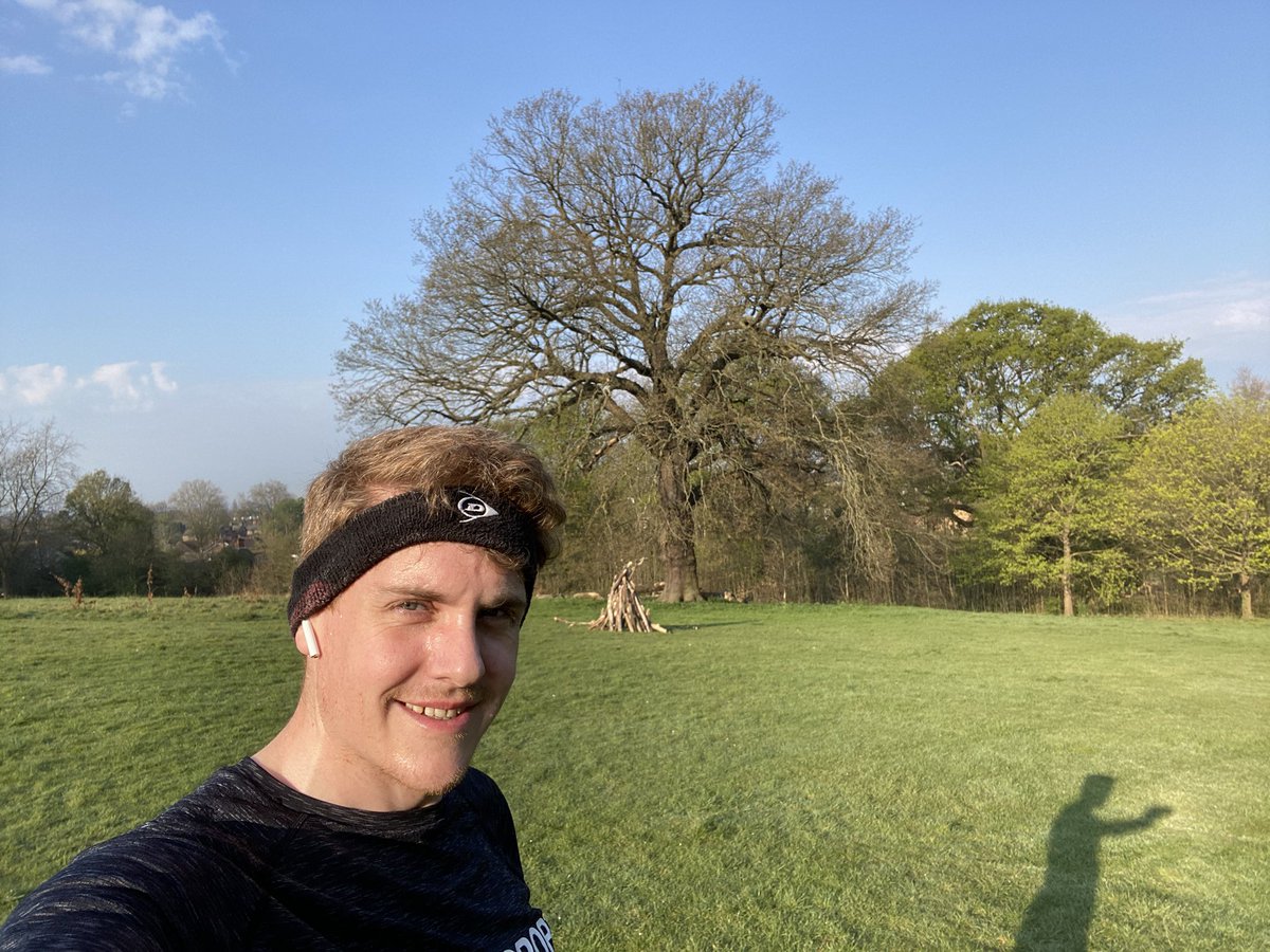 The_Cybermatt's tweet photo. This morning was a Freedom Run at @Beckenhamparkrn - looks like the simple country folk of Beckenham are planning a bonfire for their Queen of the May! #KeepCalmAndRunOn #missparkrun https://t.co/bhSjUoK7gc