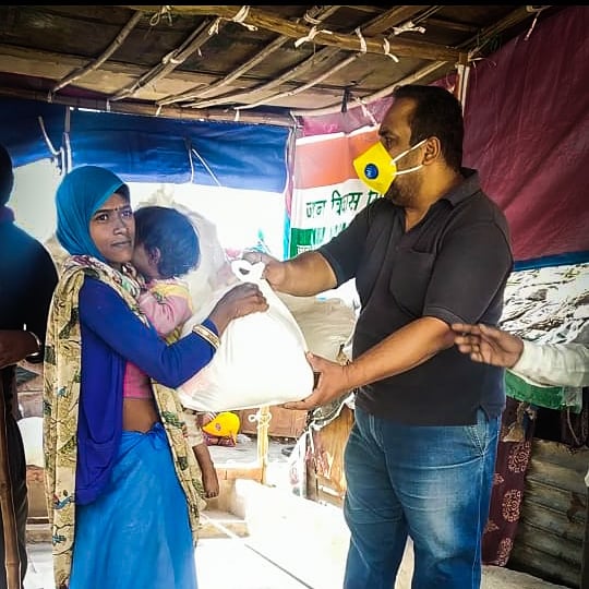 jvmtrust's tweet image. @jvmtrust &amp;amp; its team donated food to the needy labours in Slum Area, as they were suffering from hunger starvation due to corona and lockdown, we&apos;d taken a small step to help them in such situation.
#NGOs #21daysLockdown #COVID__19 #covidindia #coronavirusinindia #coronakamkarona