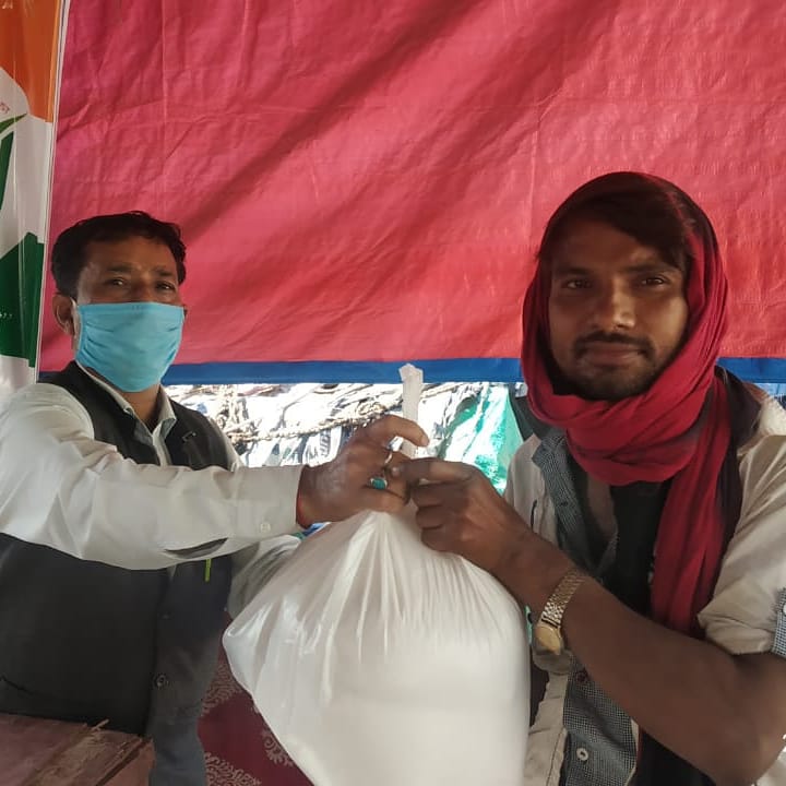 jvmtrust's tweet image. @jvmtrust &amp;amp; its team donated food to the needy labours in Slum Area, as they were suffering from hunger starvation due to corona and lockdown, we&apos;d taken a small step to help them in such situation.
#NGOs #21daysLockdown #COVID__19 #covidindia #coronavirusinindia #coronakamkarona