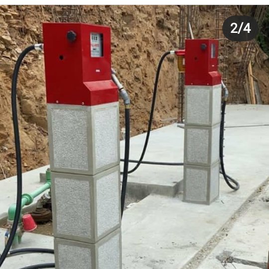 NoticiasFalcon's tweet photo. #Dato Jesús Ramón Soto Méndez, propietario de la vivienda donde operaba una estación ilegal de gasolina en municipio #Baruta, tiene 56 años y figura como presidente de la compañía Premium Financial Ventures Corp, creada en #Panamá en #NOV2015
🔈 @latablablog https://t.co/2aH5yXGTS3