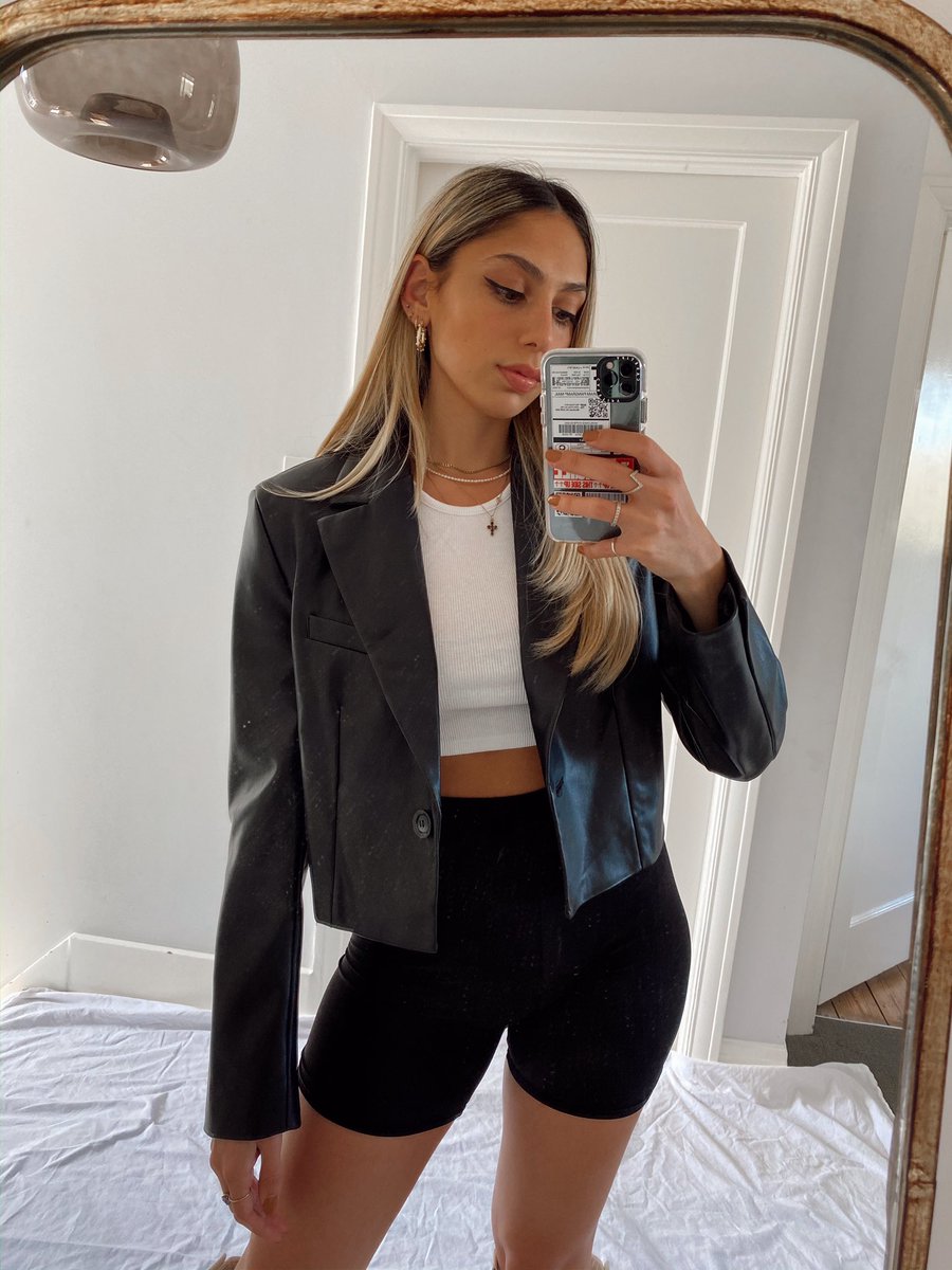 Bank Holiday Outfit 🖤