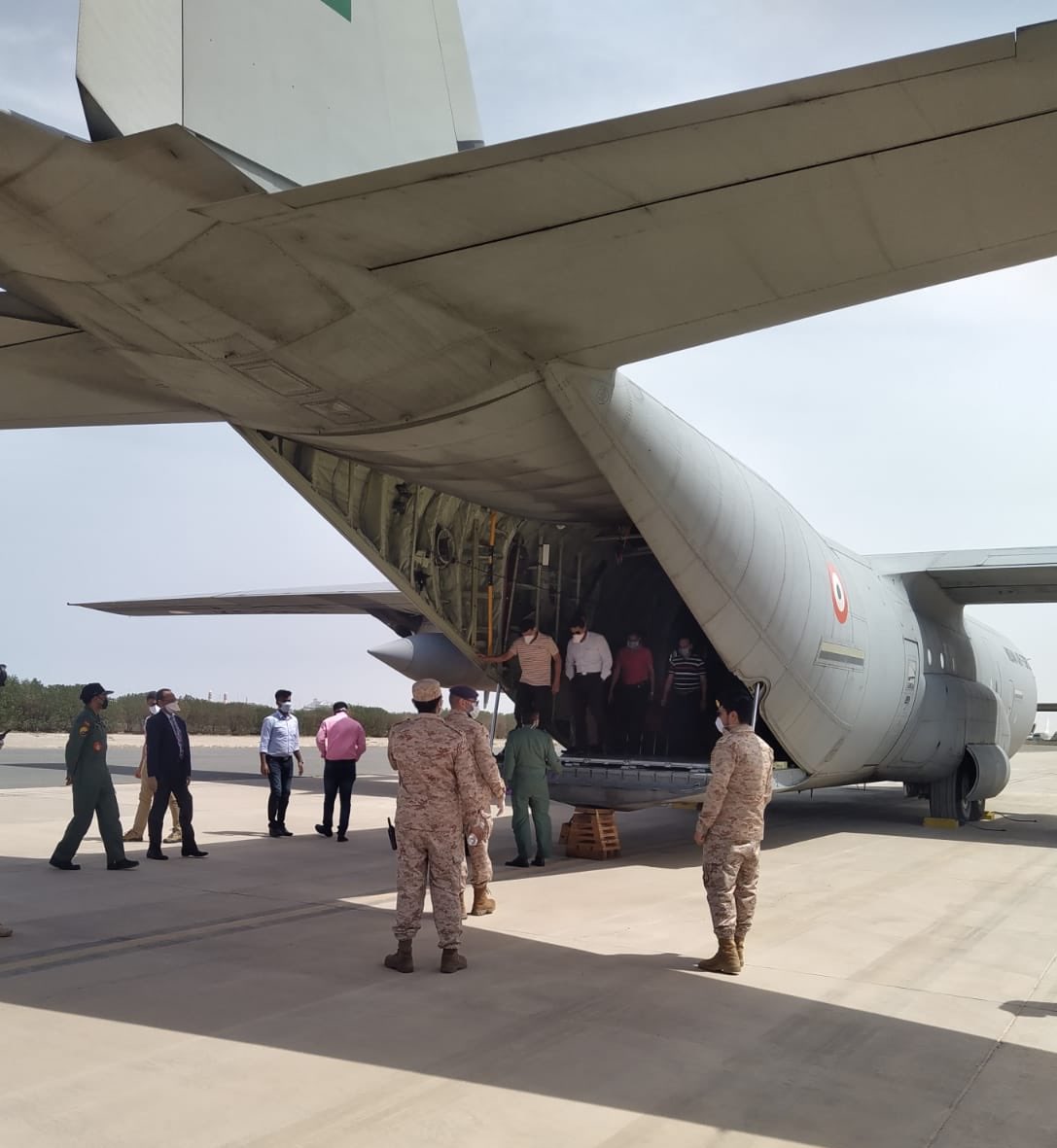 India’s RAPID RESPONSE TEAM arrives in Kuwait. Follow up to the discussion between our two Prime Ministers on #COVID19. Underlines the special friendship between India and Kuwait.