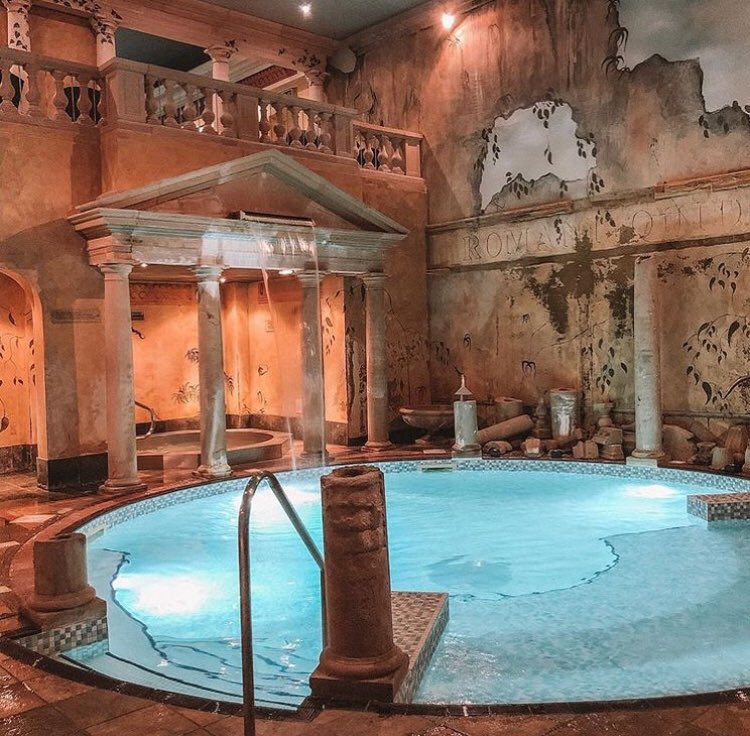 Give that special someone an Easter treat to look forward to 🐣💝 Say 'Thank You' this Easter with our up to 30% off voucher sale - alexanderhotels.co.uk/gift-vouchers/