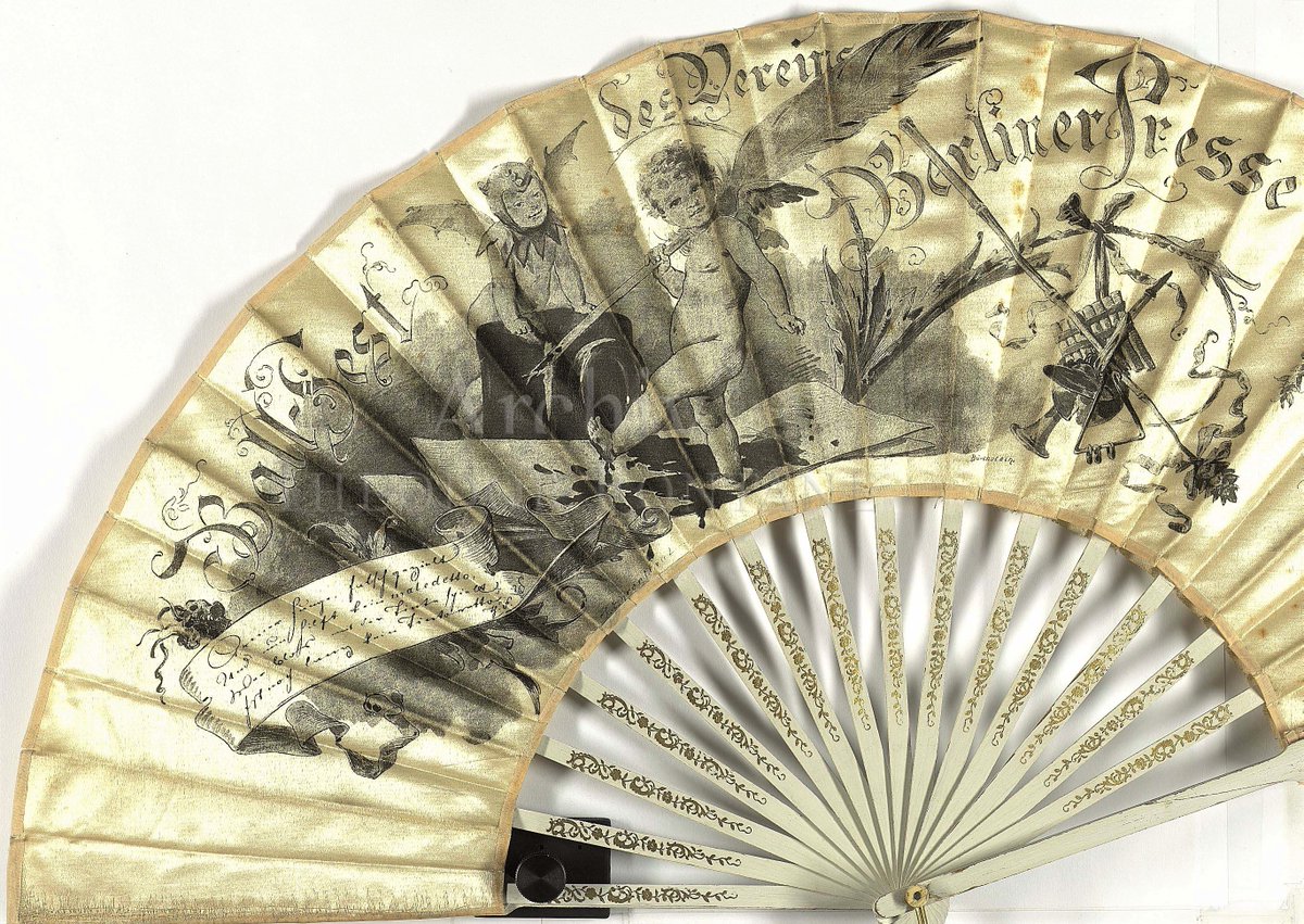 FontaneArchiv's tweet image. Von #Fontane gestalteter #Fächer für den Ball des Vereins der &quot;Berliner Presse&quot; vom 25. Januar 1896 #Object #Archive30 #Presseball