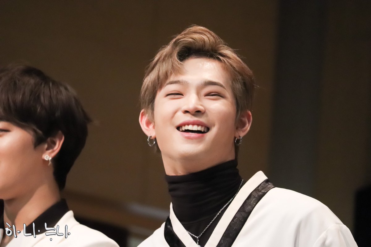 😄