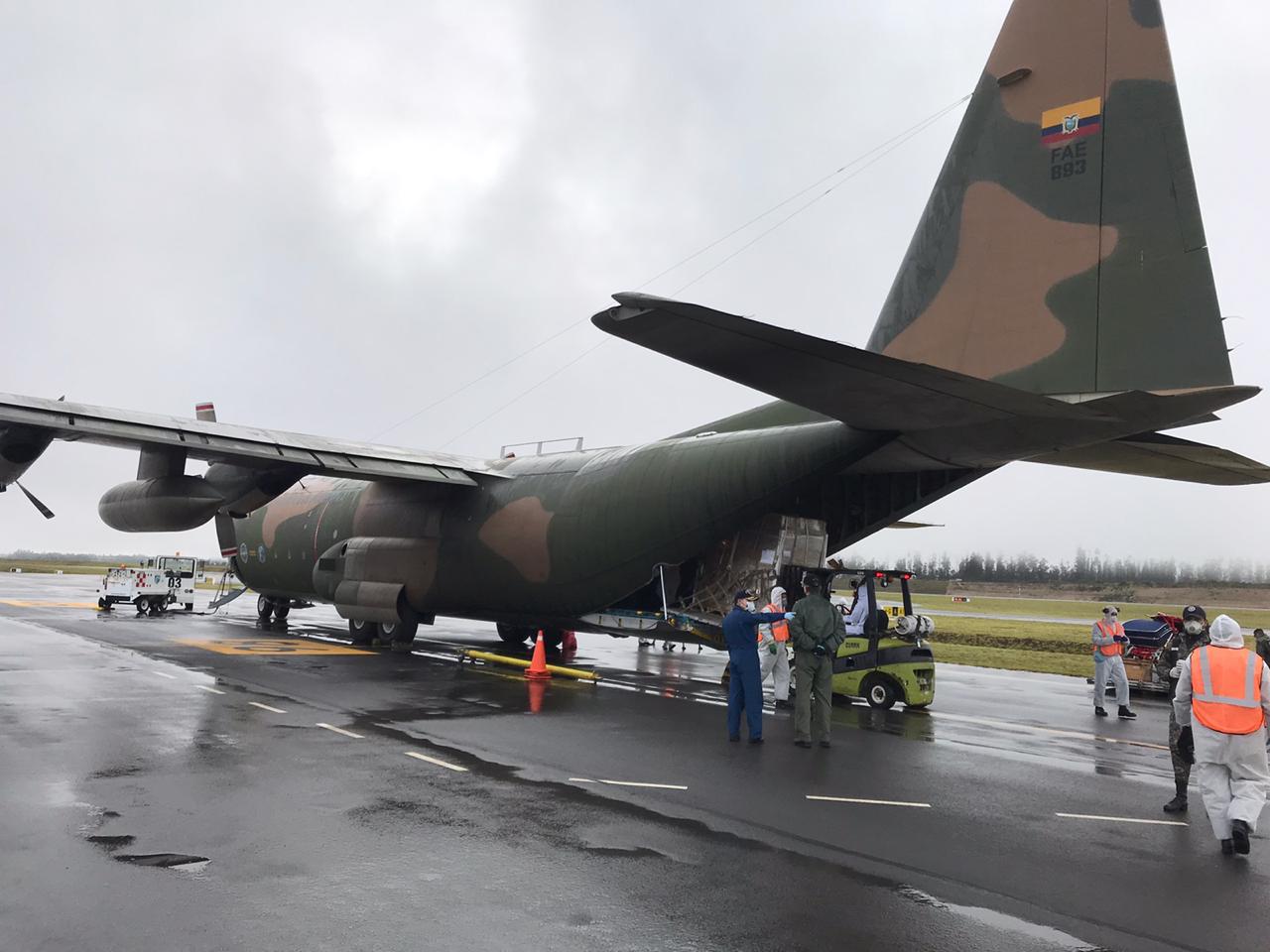 httpspbstwimgcommediaEVU_kP2XgAAuN08formatjpgnamelarge