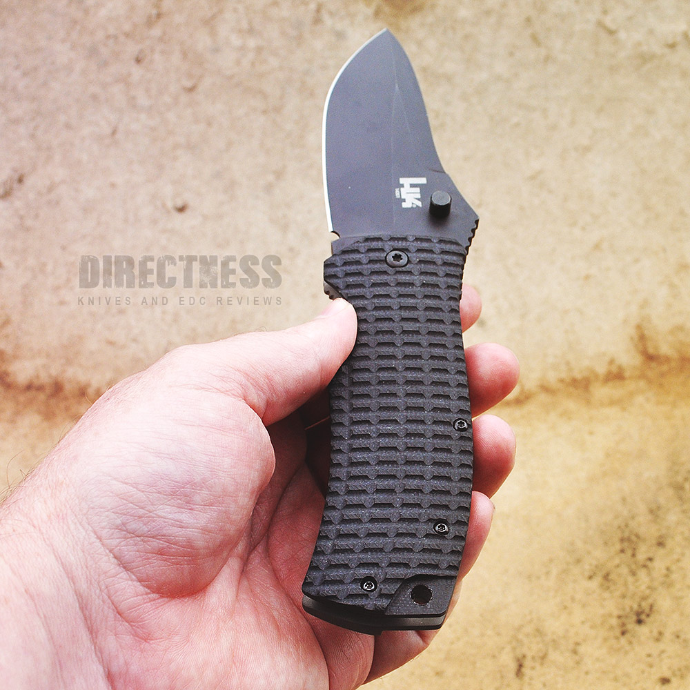 directnessknife's tweet photo. I’ve always liked this little chubby monster. Heckler &amp; Koch Conspiracy made by Benchmade. I don’t think I’ll ever sell it. #hkknives #hkconspiracy #hecklerandkoch #benchmade https://t.co/Wmumao7Apl