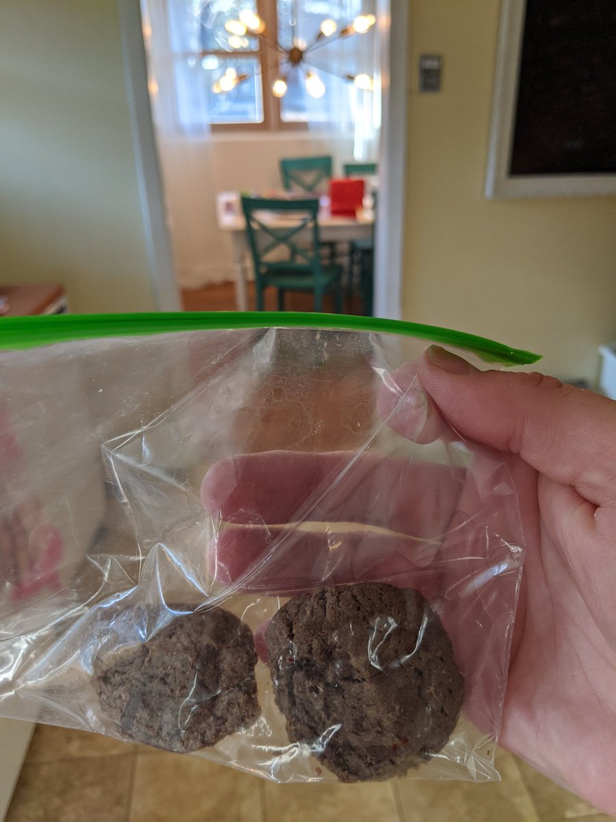 LaurenceJeuness's tweet image. Neighbor dropped off a few cookies last night. Guess who fell asleep in the recliner? Sometimes that is just the best feeling #edibles #bakeyourown #cannabis