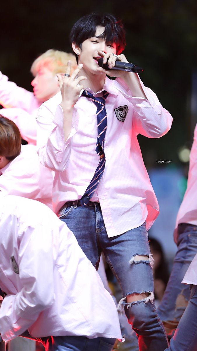HQ and preview, becouse we deserve every version of this smile
