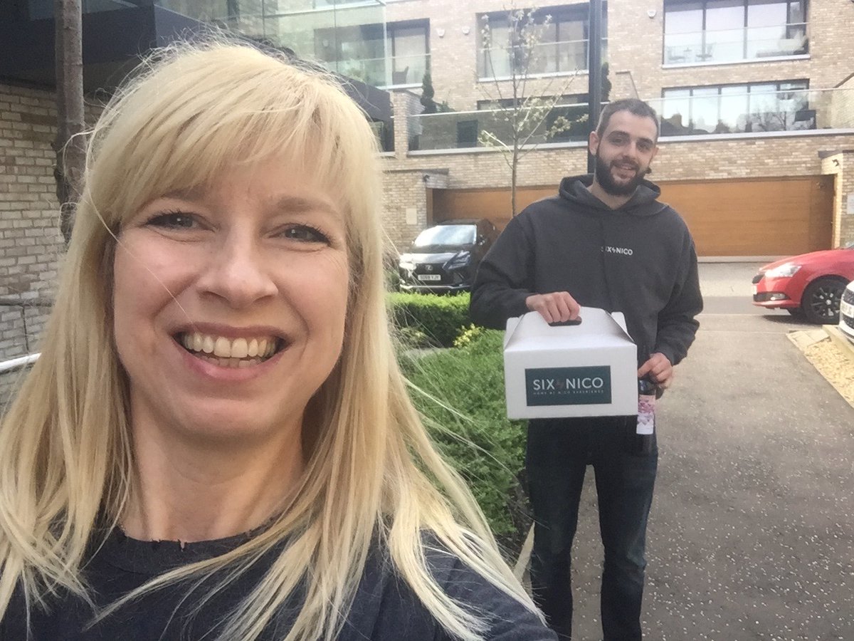 createdbyalison's tweet photo. Thank you #ChefScott for hand-delivering our #SixByNico #HomeByNicoExperience A first for Nico, a first for us!!!
#ThoughtTodayWouldNeverCome 😋 #2MetreRule 👍 https://t.co/9eQggjwexA