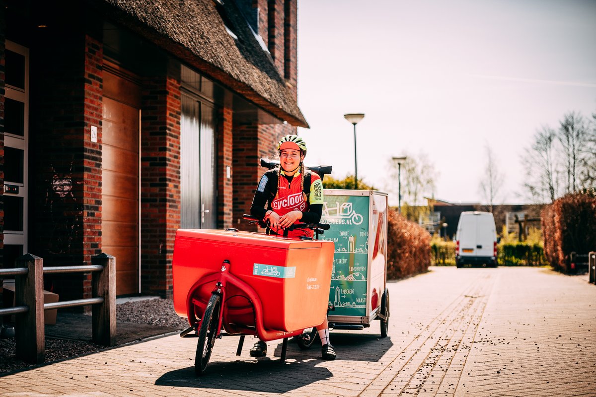 MarkV's tweet photo. Jeej, de #Grokaalbox is binnen! https://t.co/ibd68Zb4k1