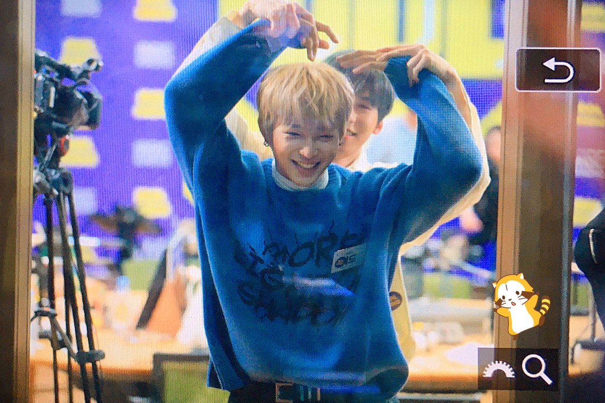 HQ and preview, becouse we deserve every version of this smile